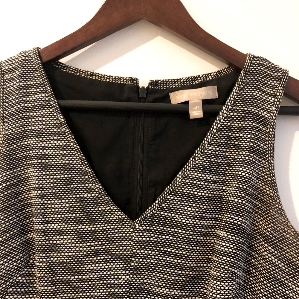 Banana Republic Black and White Tweed Dress - Picture 2 of 3